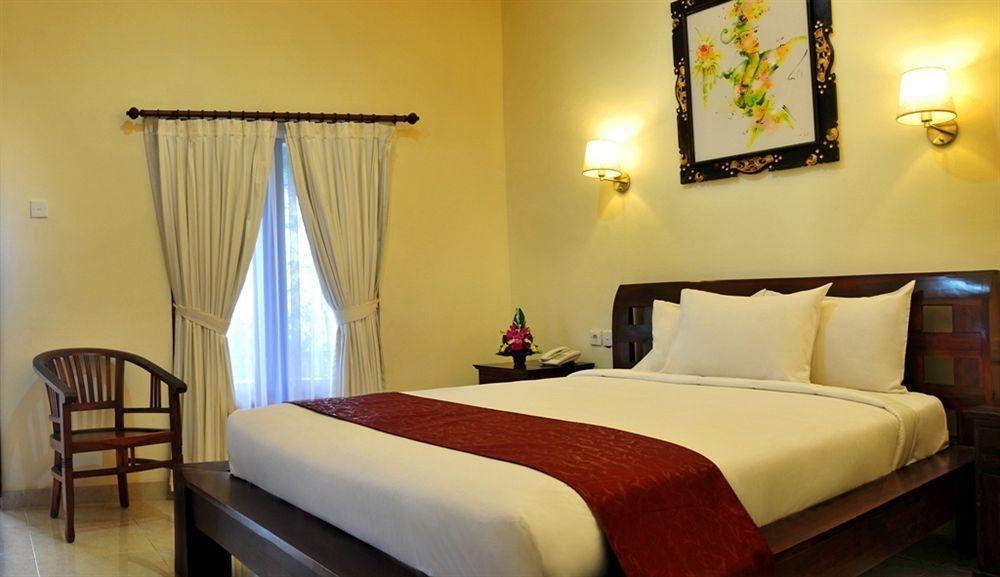 Puri Yuma Hotel 덴파사르 외부 사진
