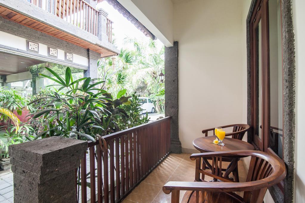 Puri Yuma Hotel 덴파사르 외부 사진
