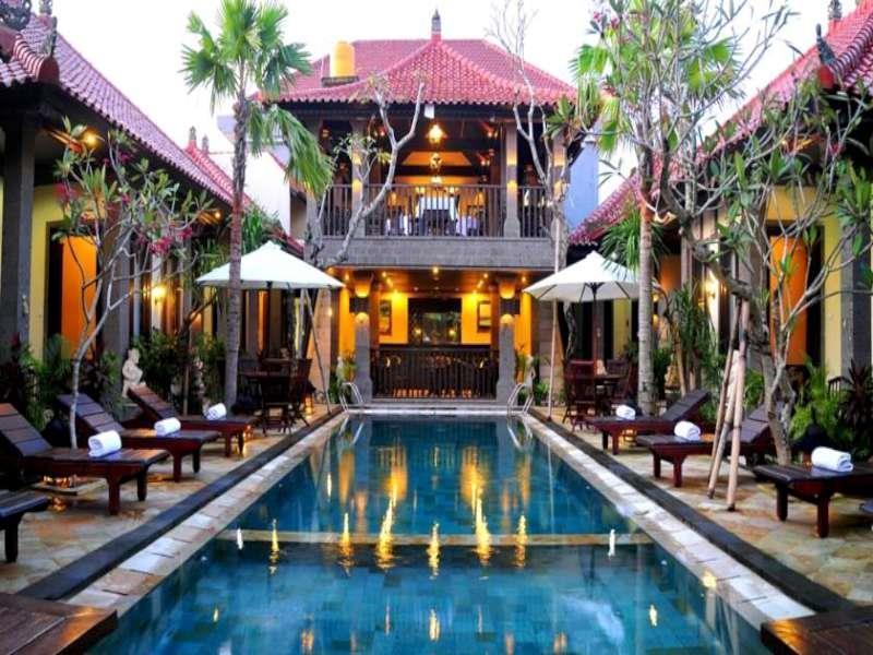 Puri Yuma Hotel 덴파사르 외부 사진