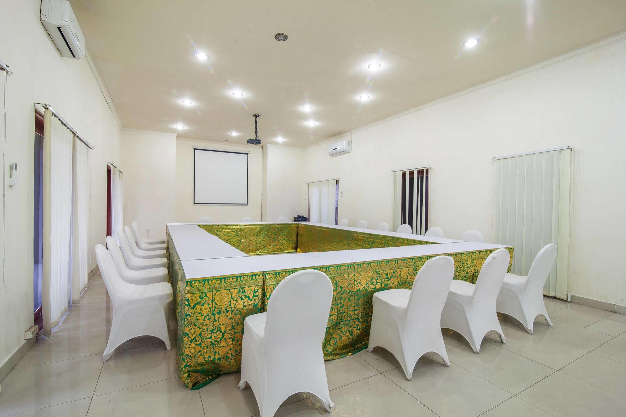 Puri Yuma Hotel 덴파사르 외부 사진