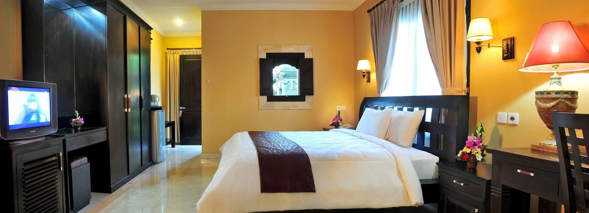 Puri Yuma Hotel 덴파사르 외부 사진